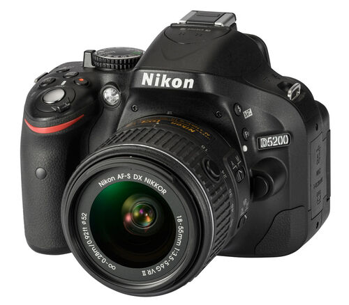 Фотоаппарат Nikon D5200 Kit 18-55 AF-S DX G VR II чёрный