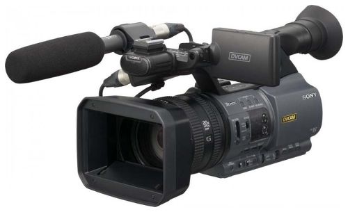 Видеокамера Sony DSR-PD175