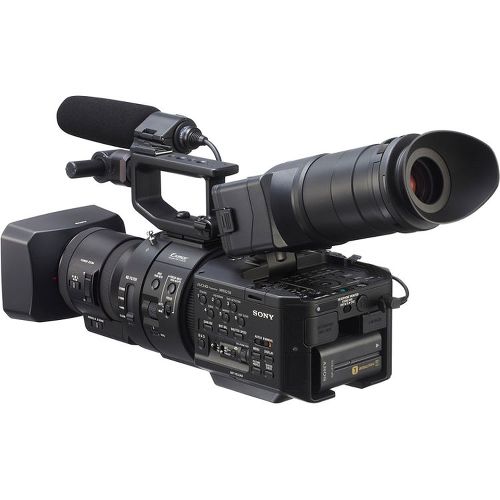 Видеокамера Sony NEX-FS700RH 18-200