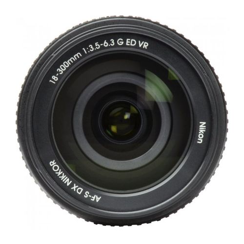 Объектив Nikon Nikkor AF-S 18-300mm f/3.5-6.3G ED VR DX