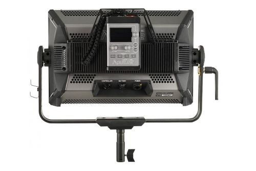 Осветитель Aputure NOVA P300c Kit, светодиодный, RGBWW, 360 Вт, с кейсом