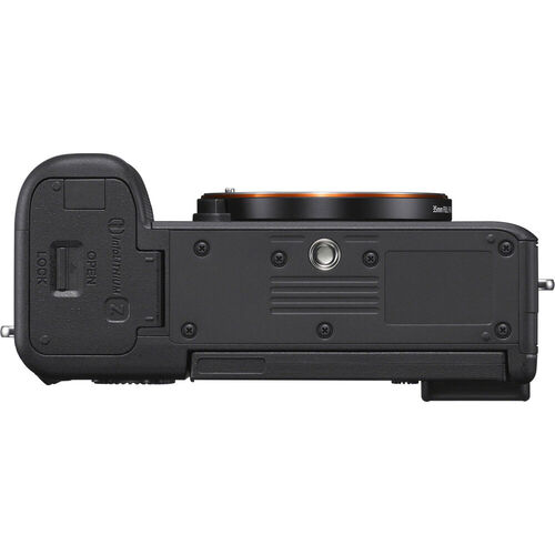 Фотоаппарат Sony Alpha ILCE-7C Body с комплектом аксессуаров, black
