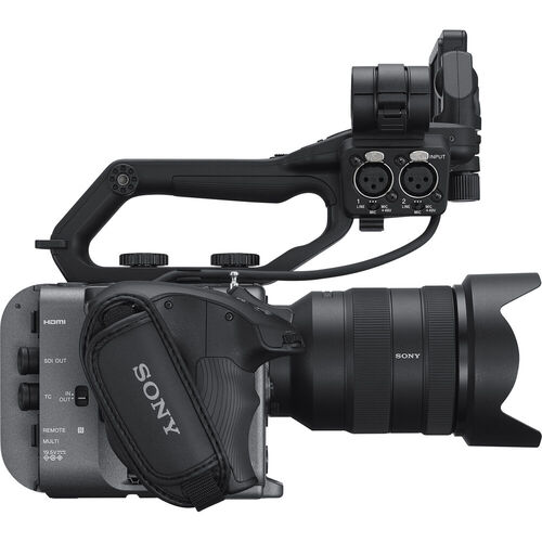 Видеокамера Sony ILME-FX6 с объективом FE 24-105mm f/4 G OSS