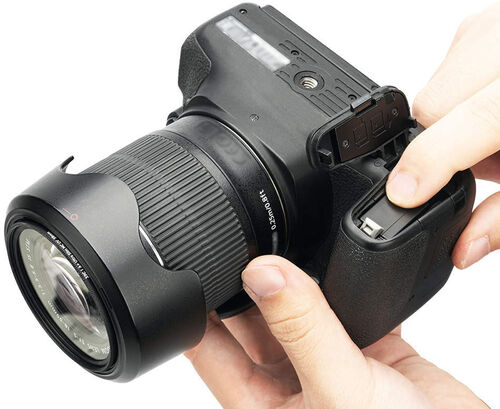 Сетевой адаптер JJC DCD-LPE17CNA для камер Canon EOS RP / 77D / 850D / 800D / 760D / 750D / 200D / 200DII / 250D / 8000D (DR-E18)