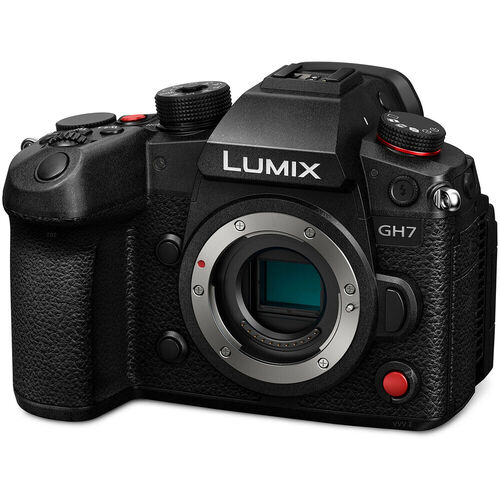 Фотоаппарат Panasonic Lumix DC-GH7 Body