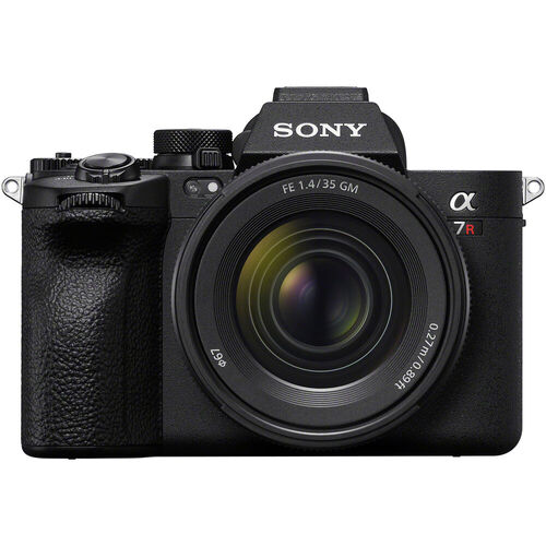 Фотоаппарат Sony Alpha ILCE-7RM5 с объективом FE 35mm f/1.4 GM